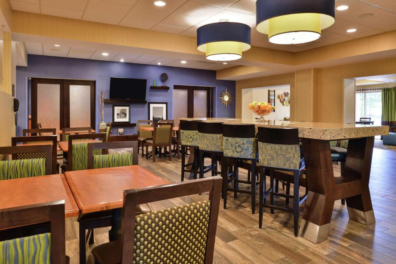 Hampton Inn Harrisonburg South Exterior foto