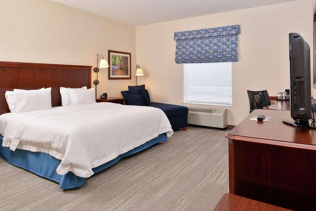 Hampton Inn Harrisonburg South Habitación foto
